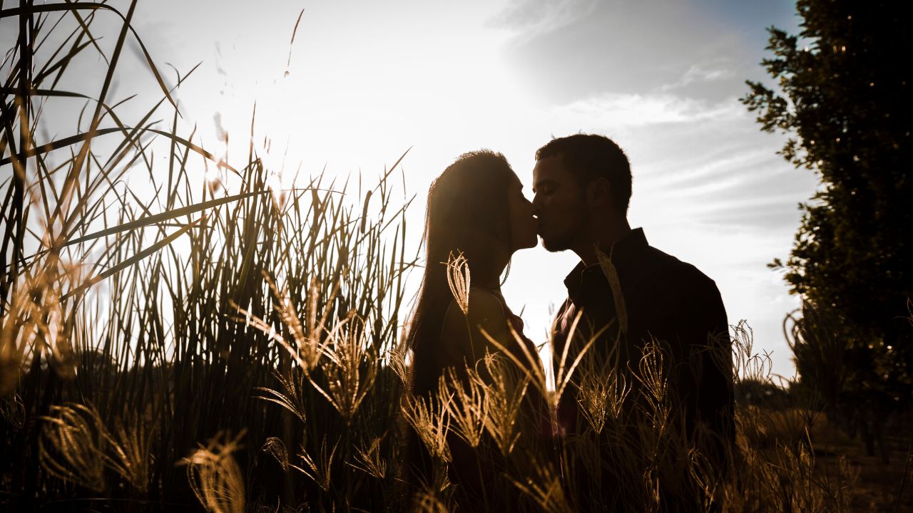 O amor não cobra, ele entende