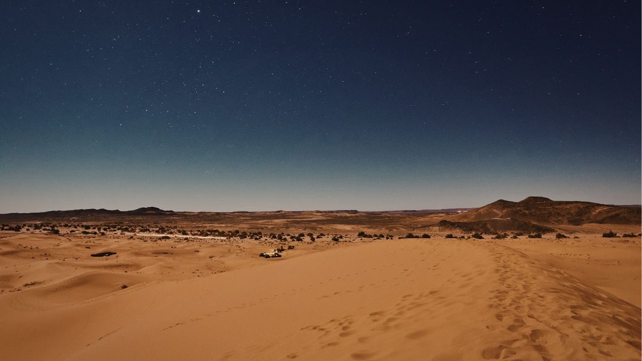 Apenas uma coisa torna um sonho impossível o medo de fracassar - Paulo Coelho